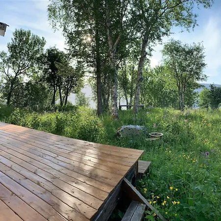 Remote Island Retreat In Norwegian Fjords Forstranda